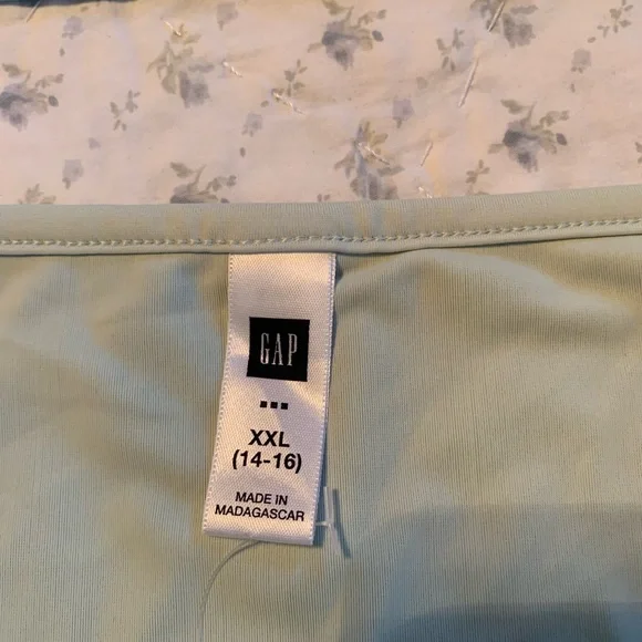 NWT GAP bathing suit